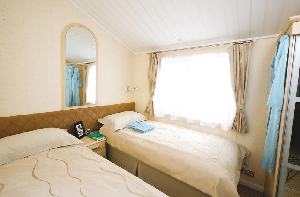 Hele Valley Holiday Park Ilfracombe Ruang foto